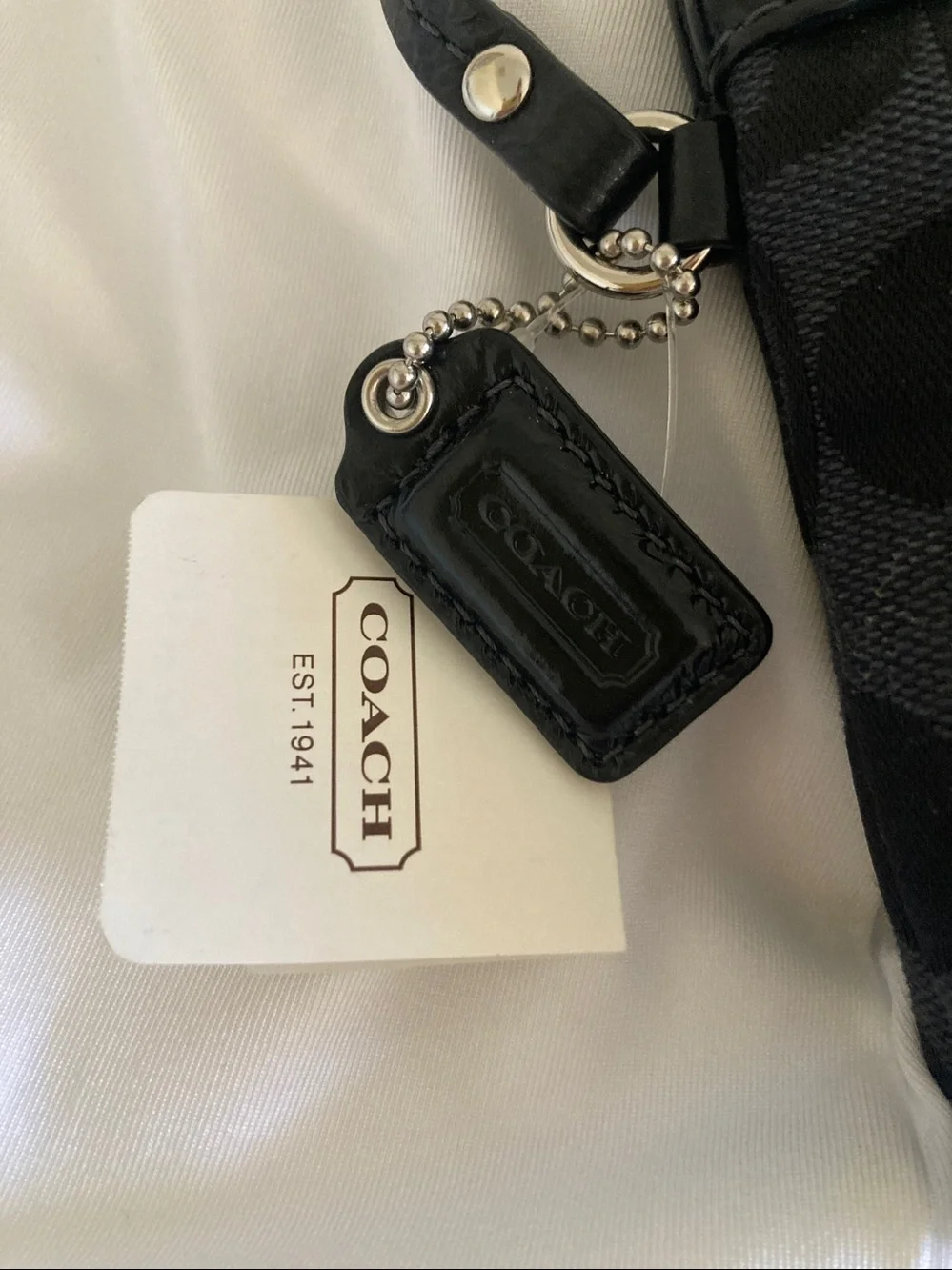 Coach NWT Black Signature Wristlet w Hangtag 🖤